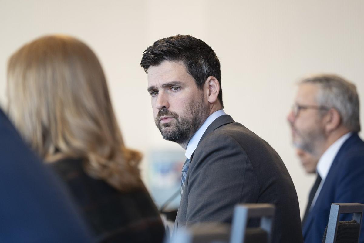 Housing Minister Warns Against Resistance to Ending Exclusionary Zoning