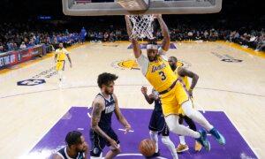 Anthony Davis, Lakers Overcome Luka Doncic’s Triple-Double to Beat Mavericks, 127–110