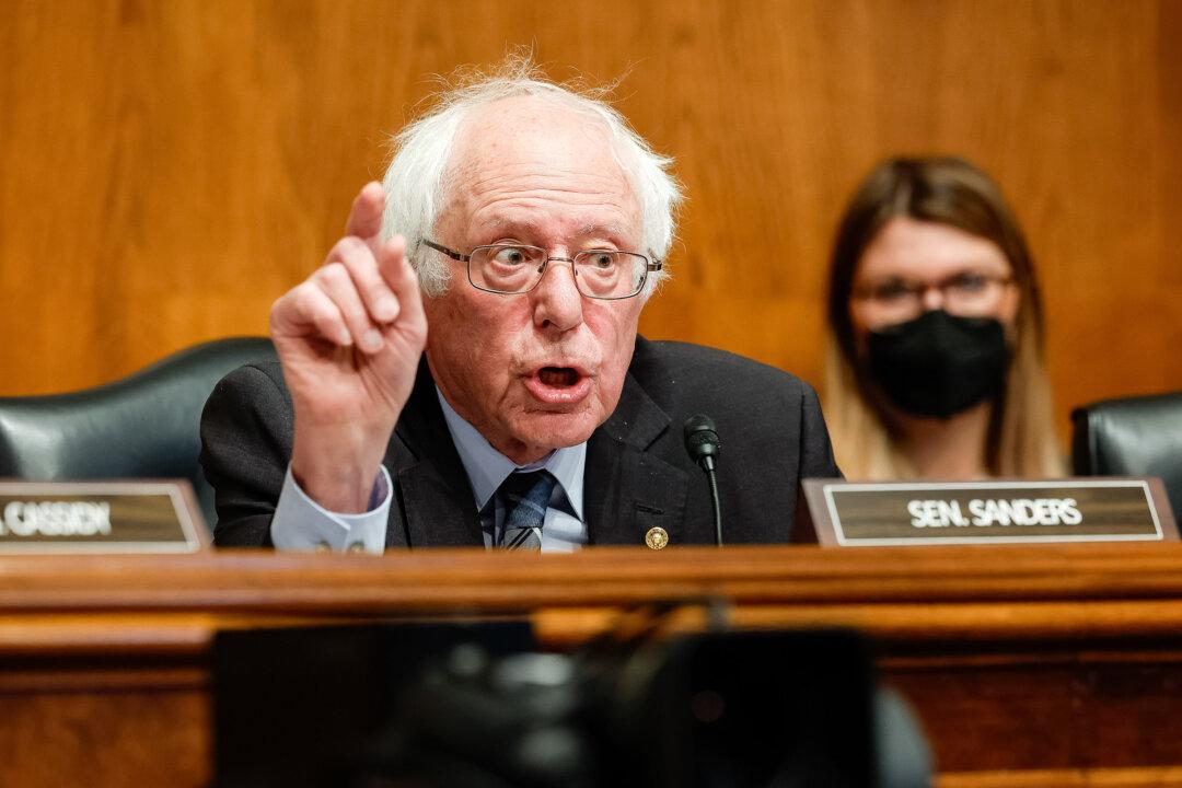 Bernie Sanders Launches Probe Into High Prices of Top-Selling Weight Loss Drugs