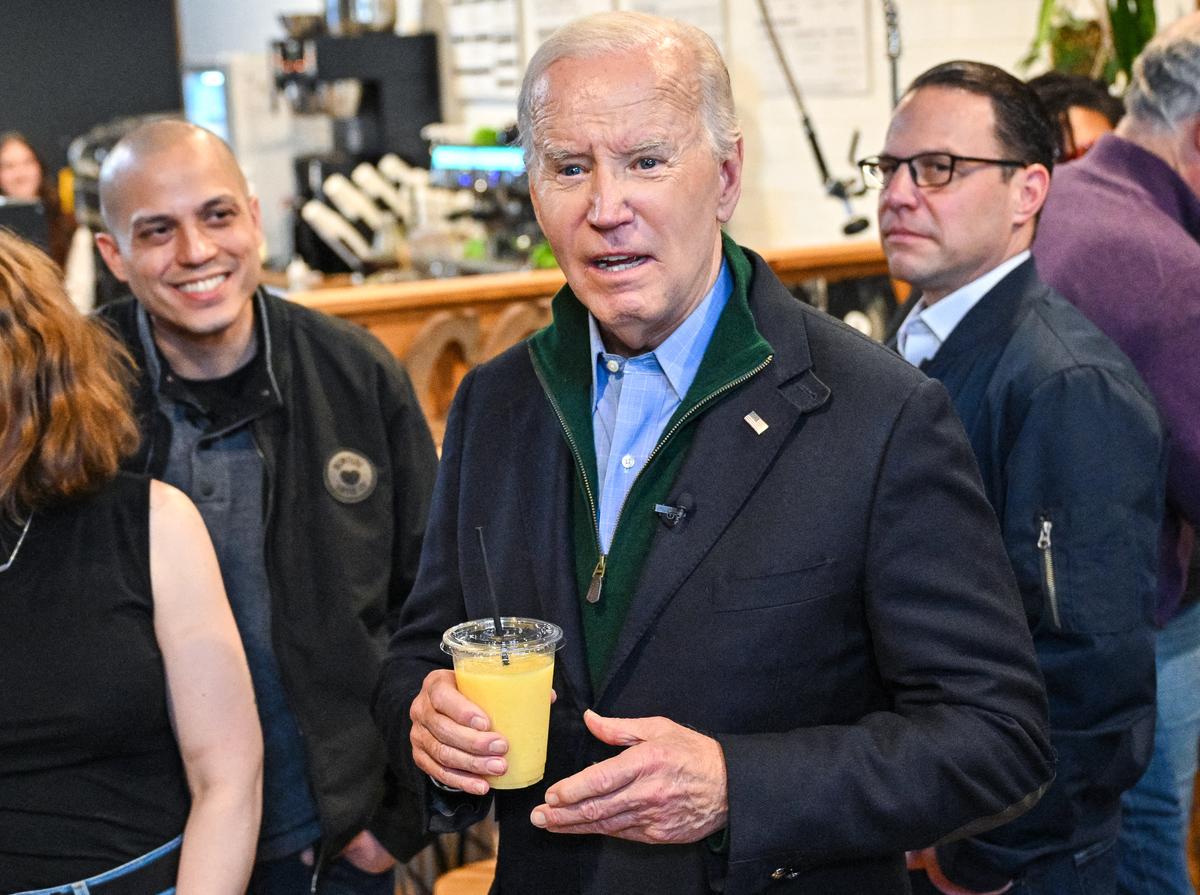 Biden Downplays Trump’s Caucus Win in Iowa