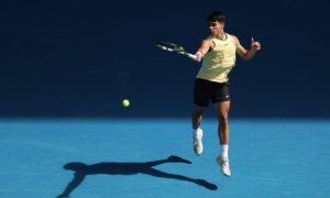 Carlos Alcaraz Steams Into 4th Round at Australian Open