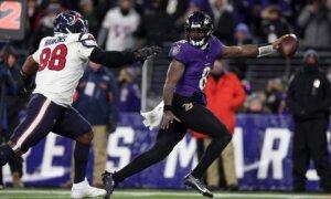 Lamar Jackson and Ravens Pull Away in the Second Half to Beat Texans 34–10 and Reach AFC Title Game