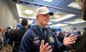 Iowa’s ‘MAGA Pastor’ Tenney Drove 18 Hours to Boost Trump in New Hampshire