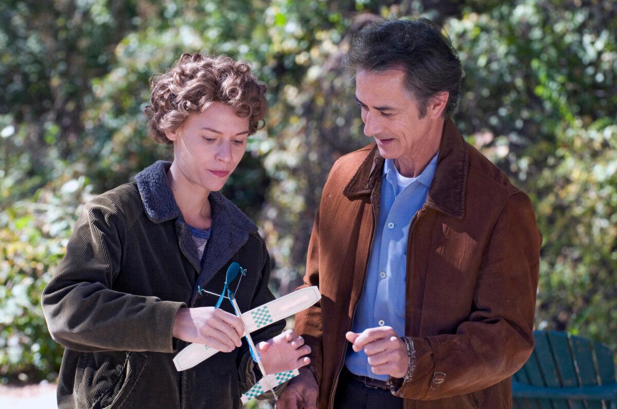 Temple Grandin (Claire Danes) and Dr. Carlock (David Strathairn), in “Temple Grandin.” (Gerson Saines Productions)