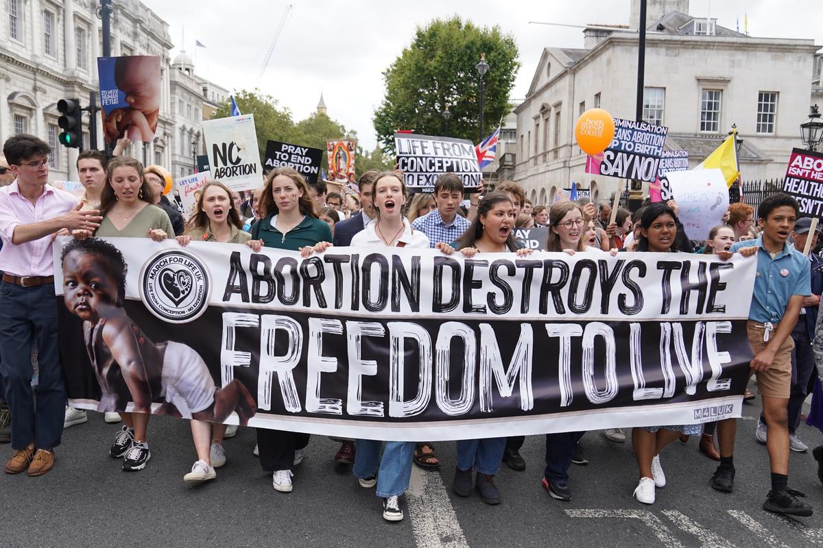 Royal College Urges Obstetricians to Keep Silent If They Suspect Illegal Abortion
