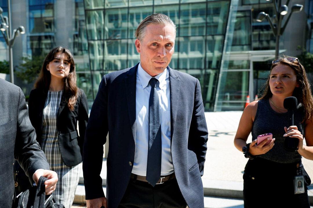 Trump Signs Pardon for Former Hunter Biden Business Partner