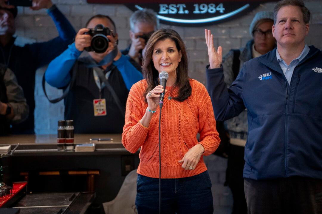 Haley Attends Campaign Event in Salem, New Hampshire