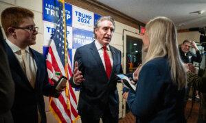 Trump’s Former Opponents Join Push for Unity, Big New Hampshire Win