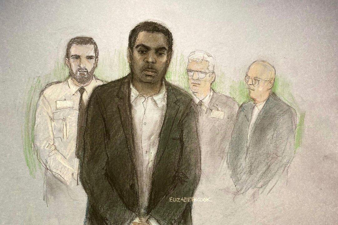 Man Diagnosed With Schizophrenia Awaits Sentencing After Fatally Stabbing 3 in UK Last Year