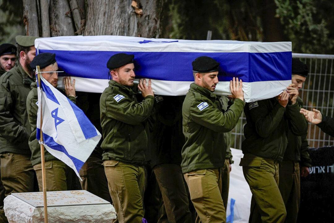 24 Israeli Soldiers Killed on Deadliest Day Since Gaza Offensive Began