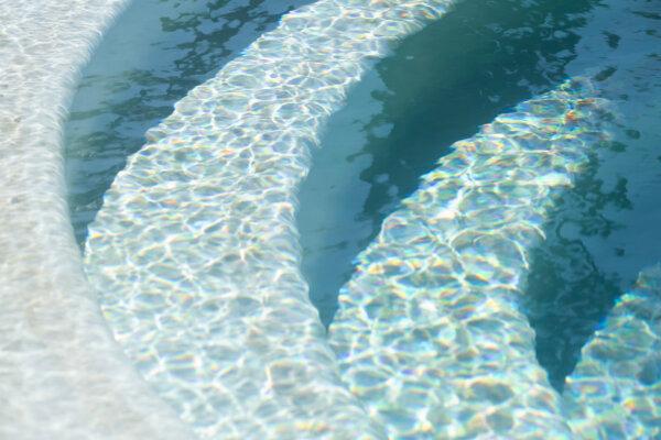 Sun-dappled water of a hot tub at Murrieta Hot Springs Resort in Murrieta, California, on Jan. 11, 2024. (Myung J. Chun/Los Angeles Times/TNS)