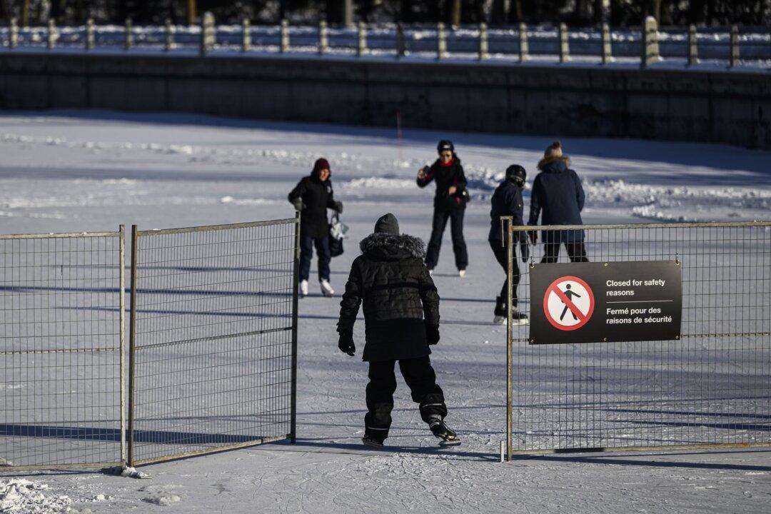 As Ottawa Warms Up, Rideau Canal to Close for Skaters Just Four Days After Opening