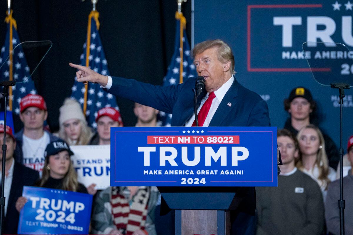 Republican presidential candidate and former President Donald Trump speaks at a rally in Manchester, N.H., on Jan. 20, 2024. (Madalina Vasiliu/The Epoch Times)
