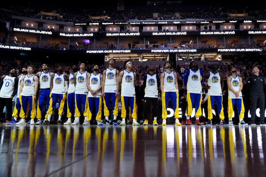 Warriors Return to Game Action After Assistant Coach’s Death Last Week, Beat Hawks 134–112