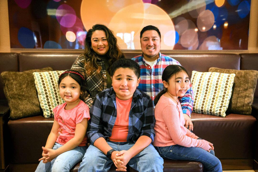 Autism-Friendly Bay Area Airports, Hotels Offer Travel Accessibility for Families