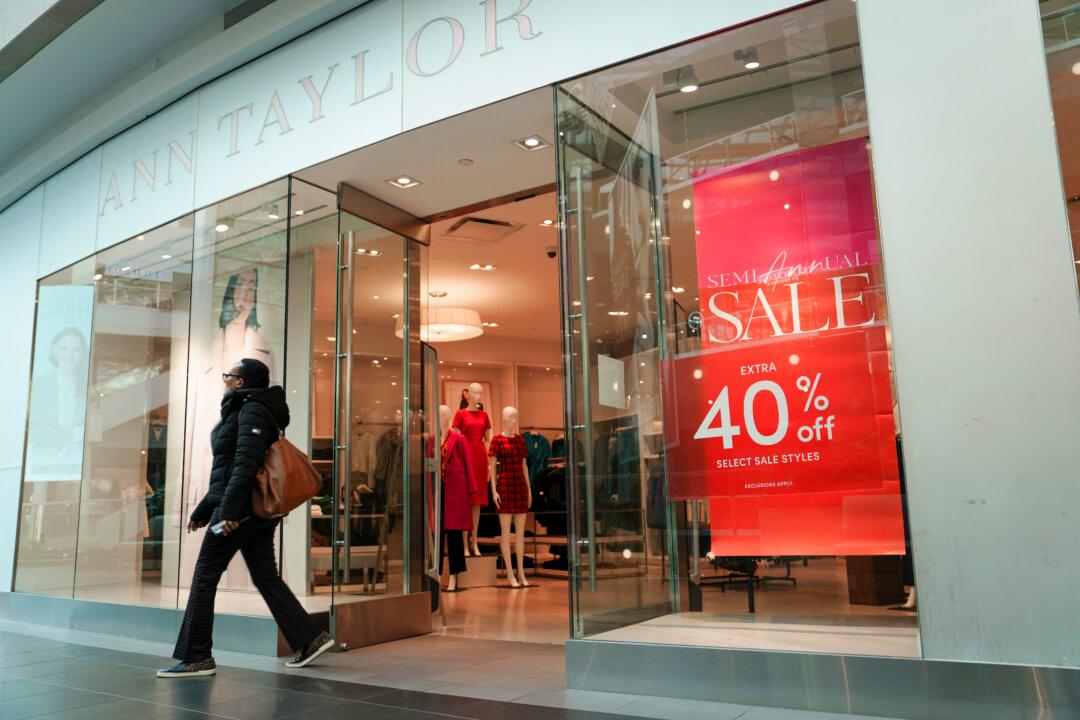 ‘Doom Spending’ Spilling Over Long Past the Holidays; Here’s Why