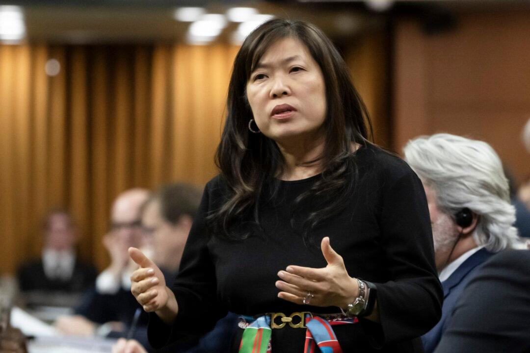 UK Suspends Trade Negotiations With Canada After Deadlock Over Cheese, Cars