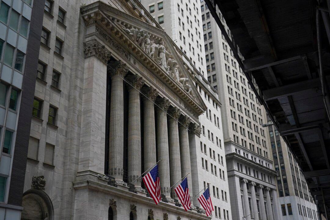 Stock Market Today: Wall Street Rises After Data on the Economy Stomps Expectations