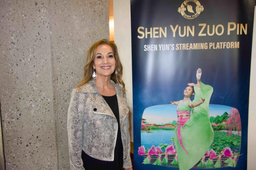 Shen Yun’s Message ‘Is Huge, It’s Waking People up on This Planet,’ Says Ballroom Dancer