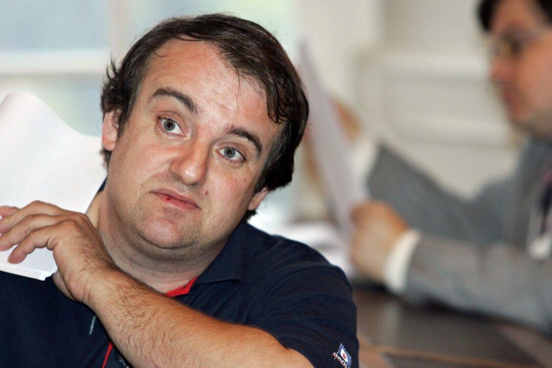 Holocaust Denier Will Be Extradited to France After Losing Appeal in Scotland