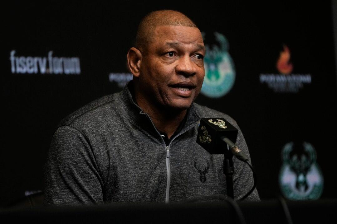 Doc Rivers Lured Back to Coaching by Chance to Compete for NBA Title With Milwaukee Bucks