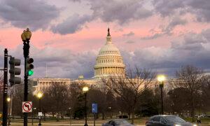 Senate Negotiator Says BorderâUkraine Deal Has Been Reached