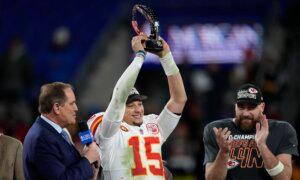 Patrick Mahomes, Travis Kelce Heading Back to Super Bowl After Chiefs Shut Down Ravens 17–10