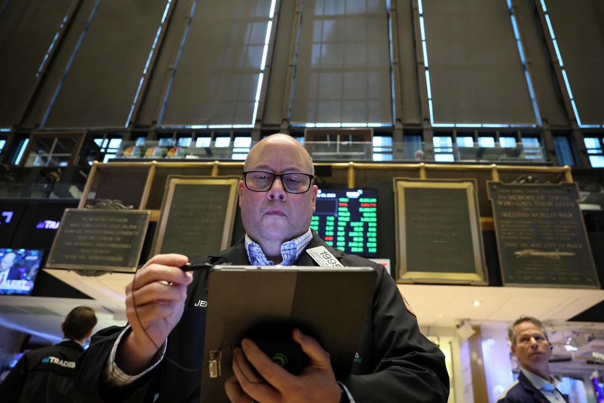 Wall Street Opens Muted Ahead of Fed Decision, Tech Earnings This Week