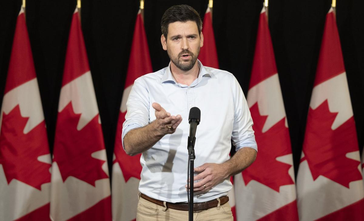 Ottawa to Offer Universities, Colleges Low-Cost Loans to Build New Student Housing