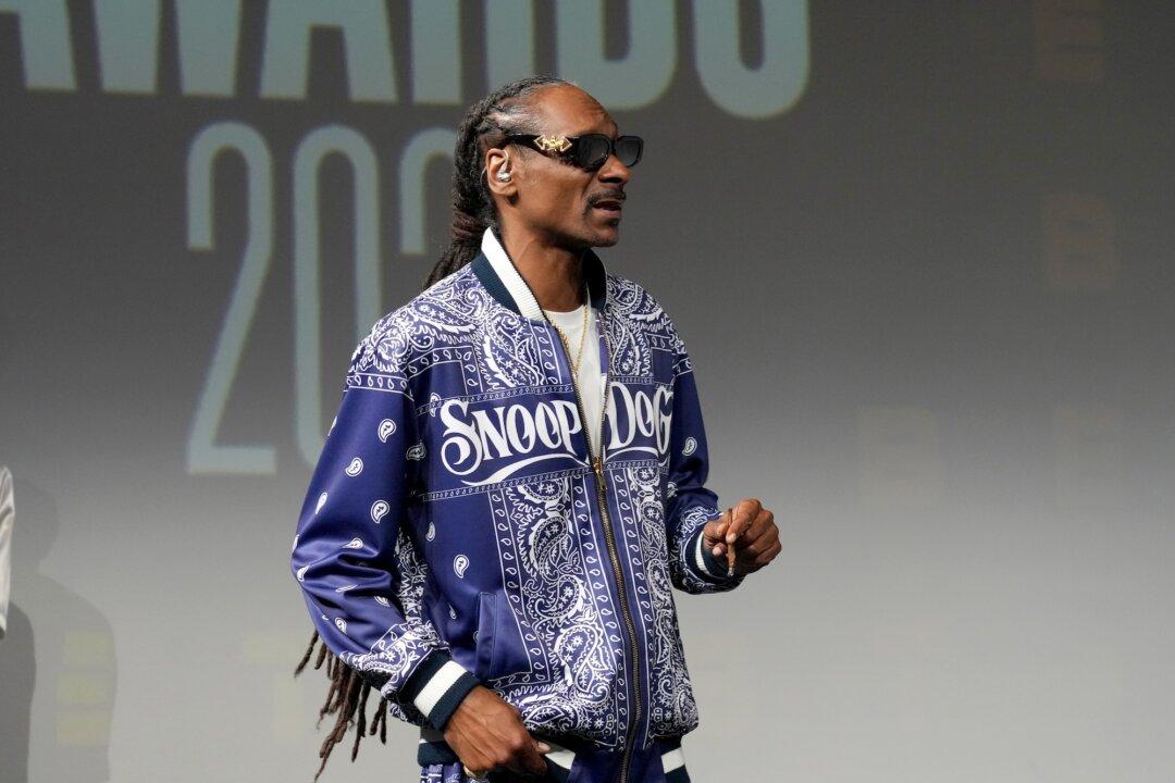 Rapper Snoop Dogg Has ‘Nothing but Love and Respect’ for Trump
