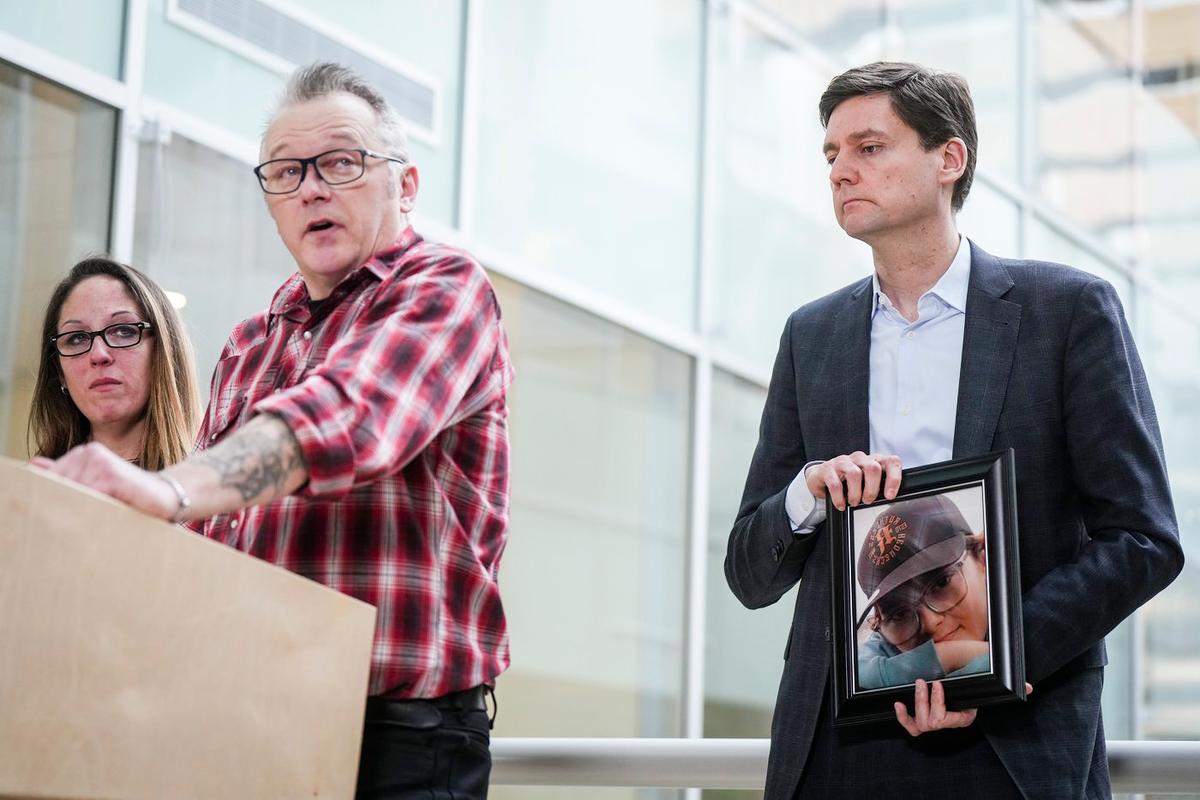 Eby Invokes Taylor Swift as BC Launches Services to Crack Down on Intimate Images