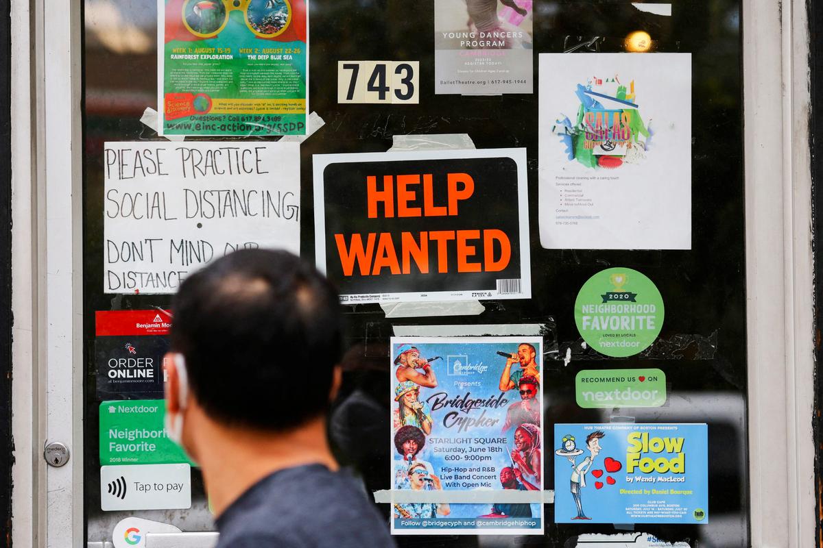 Job Vacancies Rise, but Fewer Workers Quit, Suggesting Less Confidence in Labor Market