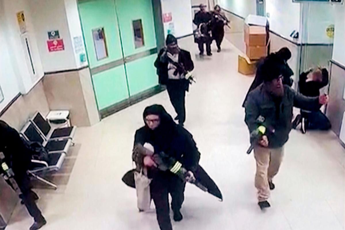 Israeli Forces Dressed as Civilian Women and Medics Kill 3 Terrorists in West Bank Hospital