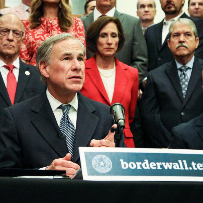 Texas Gov. Abbott Says ‘Border Wall’ Construction Will Go On