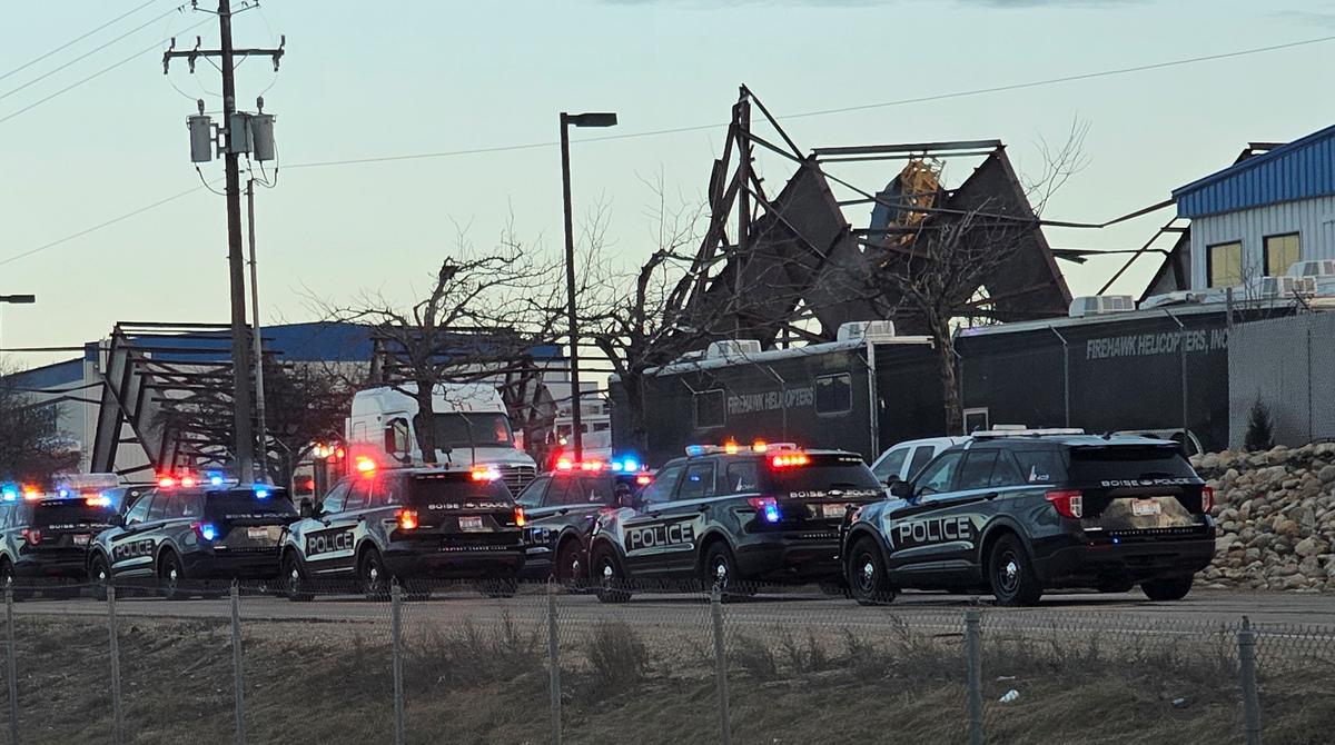 3 People Killed and 9 Injured in Hangar Collapse on Grounds of Boise, Idaho, Airport
