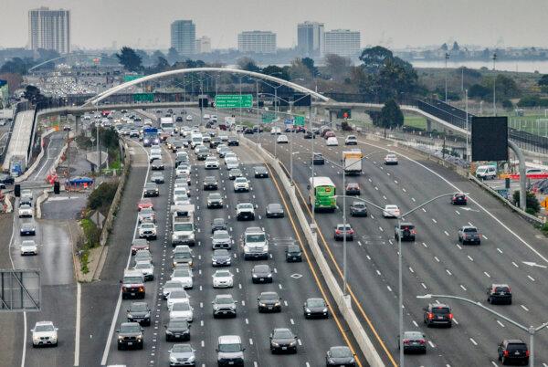 Cars travel along Interstate 80 in Berkeley, California, on January 16, 2024. (Justin Sullivan/Getty Images)