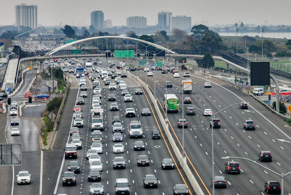 California’s Average Gas Price Reaches $5 a Gallon