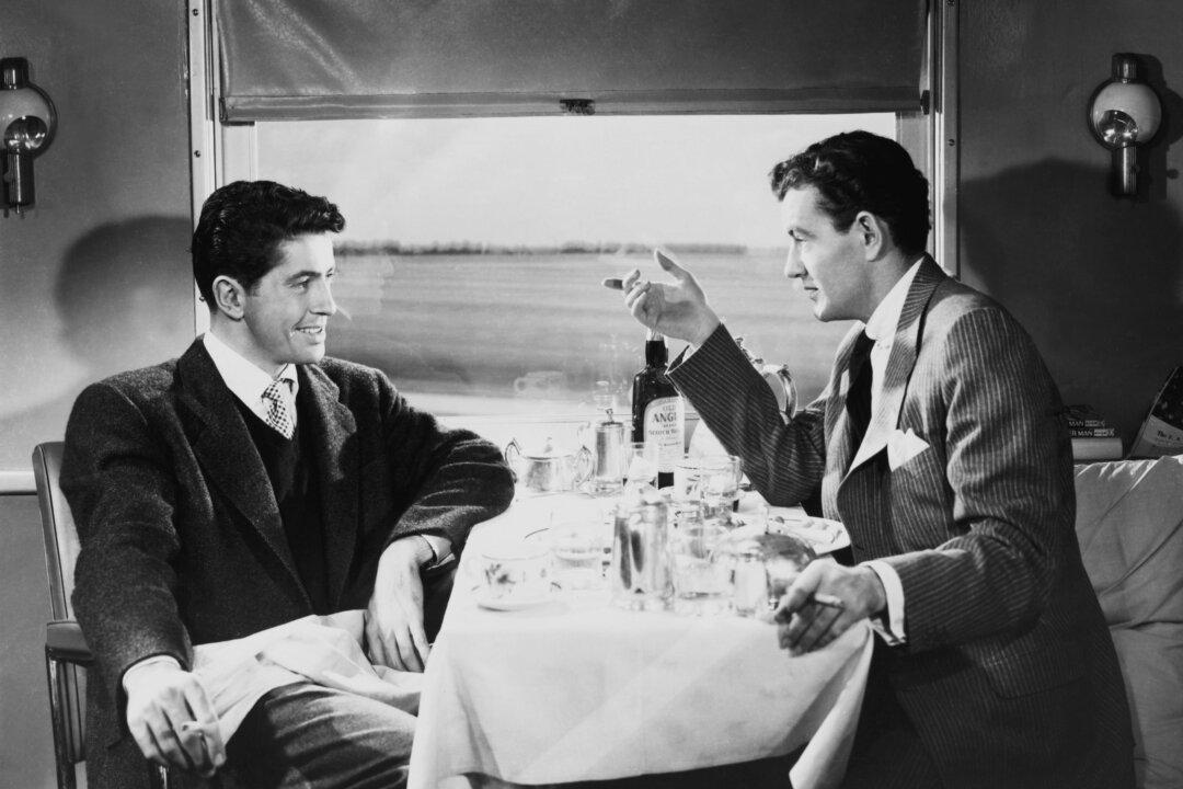 The Latest vs. the Greatest: ‘Saltburn’ (2023) vs. ‘Strangers on a Train’ (1951)