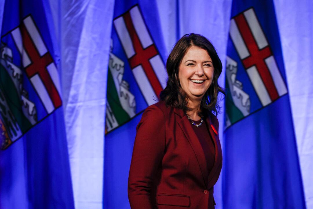 Alberta Premier Smith in Ottawa to Open New Provincial Office