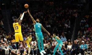 Anthony Davis’ Triple-Double Lifts Lakers Over Reeling Hornets