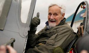 102-Year-Old British Veteran Flies Spitfire on Delightfully Bumpy Ride for Charity