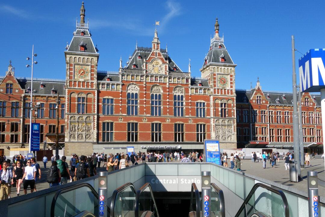 Rick Steves’ Europe: Choose Your Own Adventure in Eclectic Amsterdam