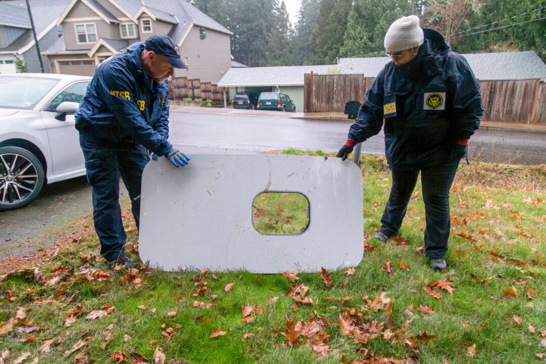 NTSB Says Bolts on Boeing Jetliner Were Missing Before Panel Blew Out in Midflight Last Month