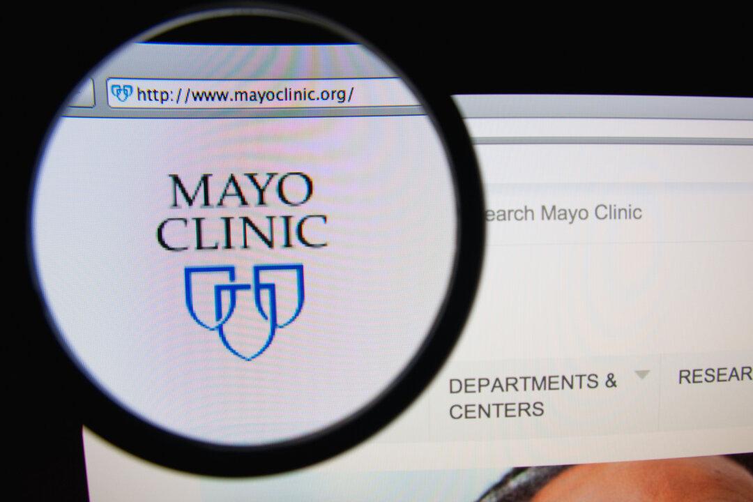 Mayo Clinic Vaccine Research Director Calls for Expanding Detection of ‘Silent’ COVID Vaccine Risks