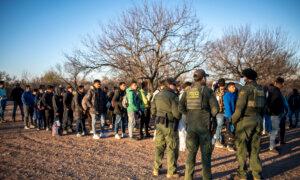 Alarming Rise in Military-Aged Chinese Men Entering US Illegally, Border Patrol Union Chief Warns