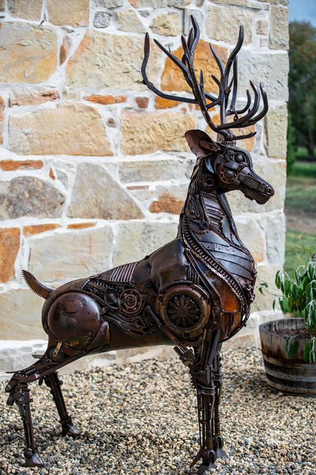 A stag sculpture from 2019. (Courtesy of <a href="https://www.instagram.com/sloanesculpture/">Matt Sloane</a>)