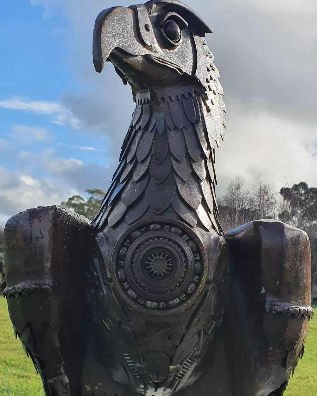 A close-up view of a life-size eagle. (Courtesy of <a href="https://www.instagram.com/sloanesculpture/">Matt Sloane</a>)