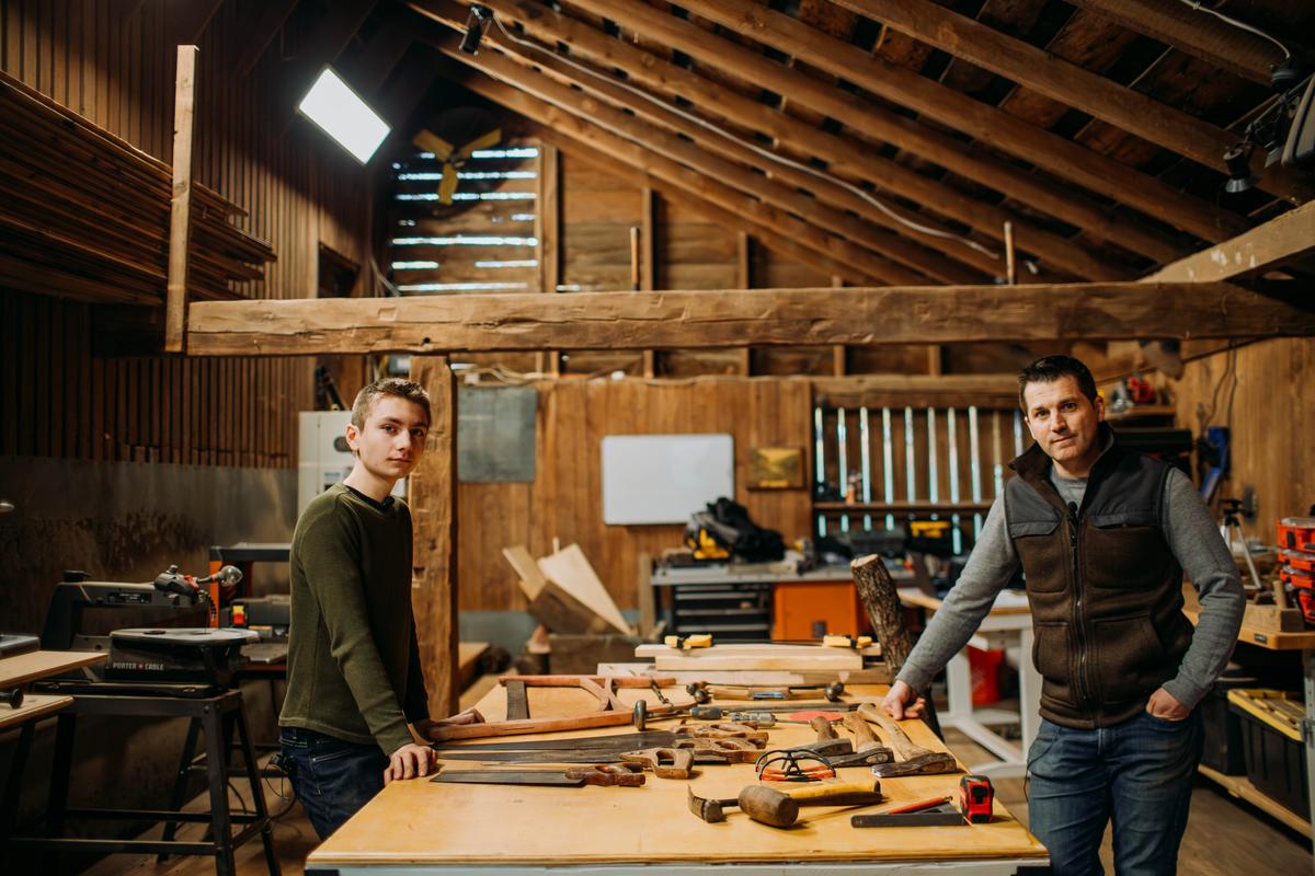 Lincoln learning carpentry from his father. (Courtesy of <a href="https://www.instagram.com/thecashells/">the Cashells</a>)