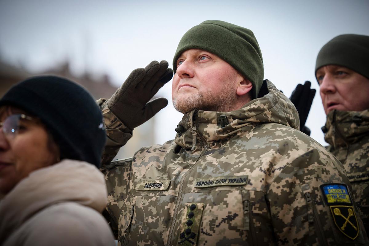 Ukrainian President Removes Top General in Leadership Reshuffle