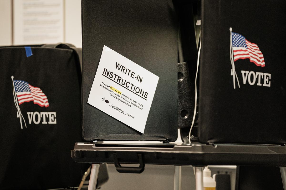 A voting booth at a polling location in Clemmons, N.C., on Nov. 8, 2022. (Sean Rayford/Getty Images)
